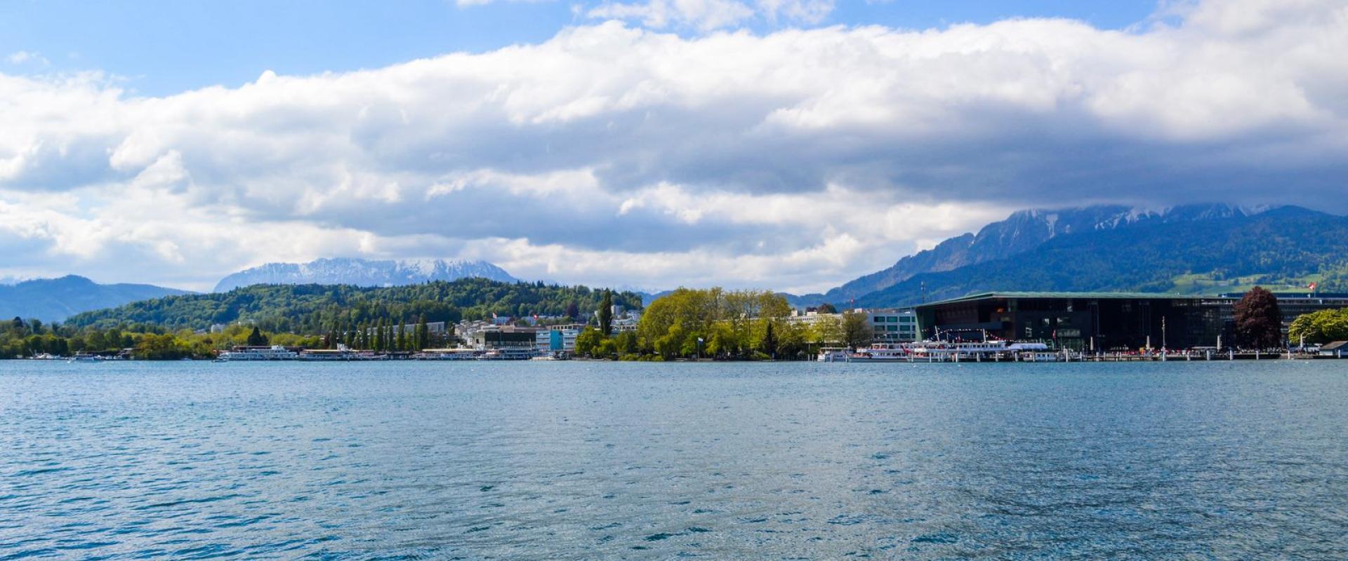 Montreux’s Lakeside Promenade
